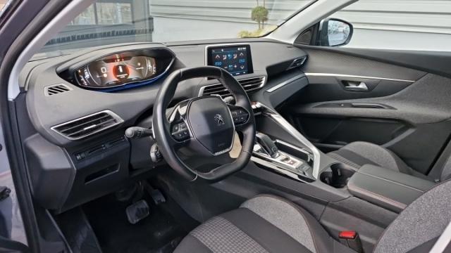 Peugeot 3008 image 3