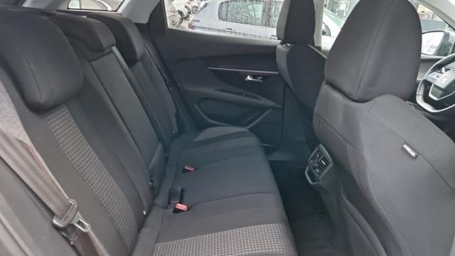 Peugeot 3008 image 7