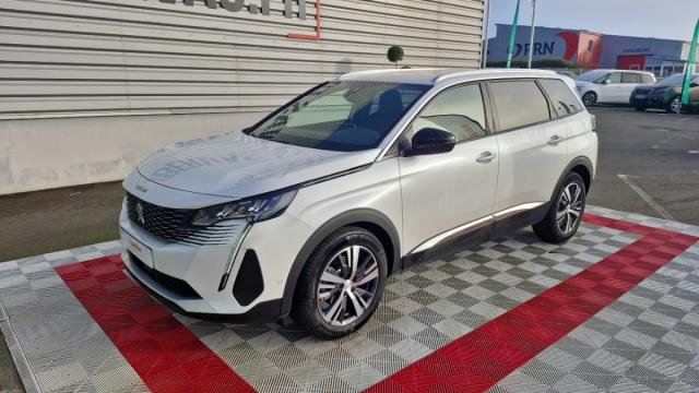 Peugeot 5008 image 2