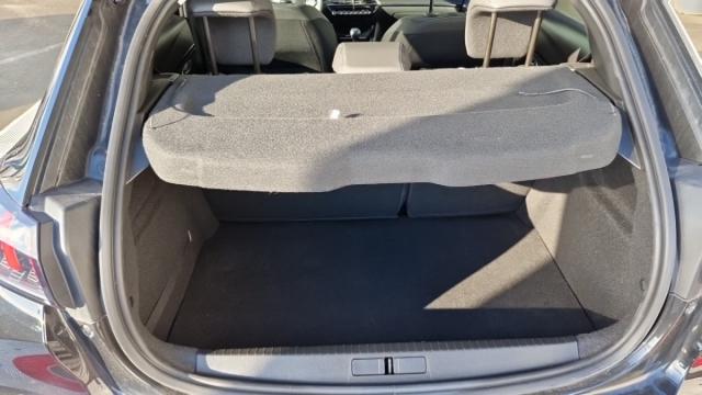Peugeot 208 image 3