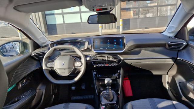 Peugeot 208 image 4