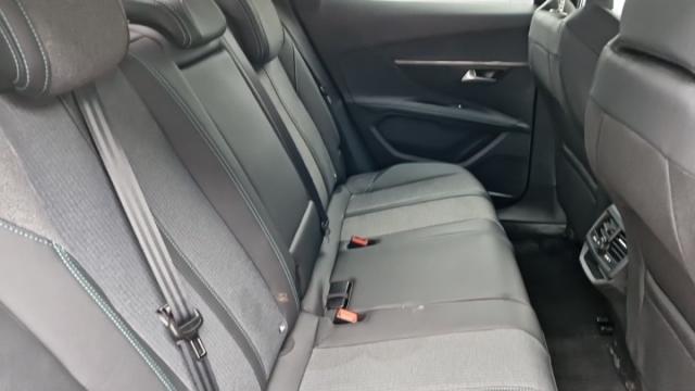 Peugeot 3008 image 1