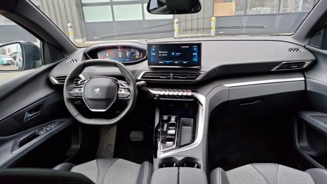Peugeot 3008 image 8