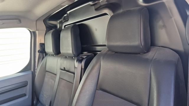 Opel Vivaro image 1