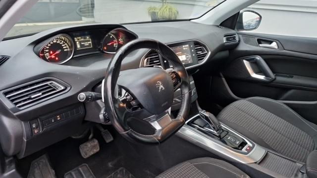 Peugeot 308 image 5