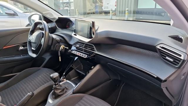 Peugeot 208 image 4