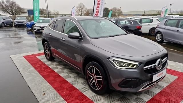 Mercedes Benz Gla image 9