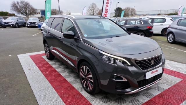 Peugeot 5008 image 2