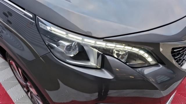 Peugeot 5008 image 8