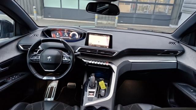 Peugeot 5008 image 4