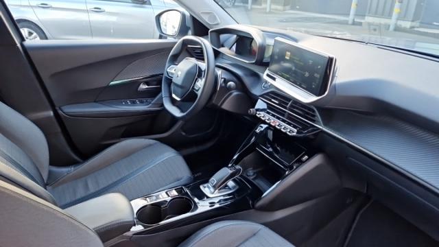Peugeot 2008 image 5