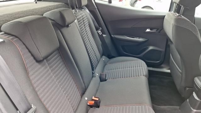 Peugeot 2008 image 5