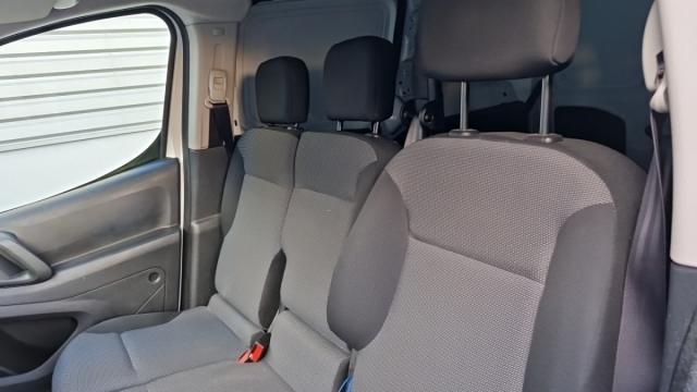 Peugeot Partner image 1