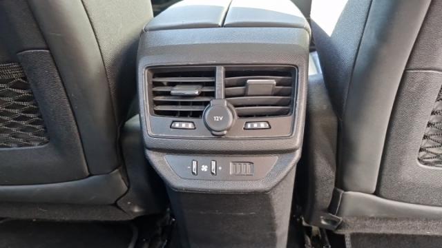 Peugeot 5008 image 3
