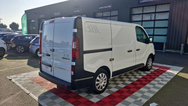 Renault Trafic image 7