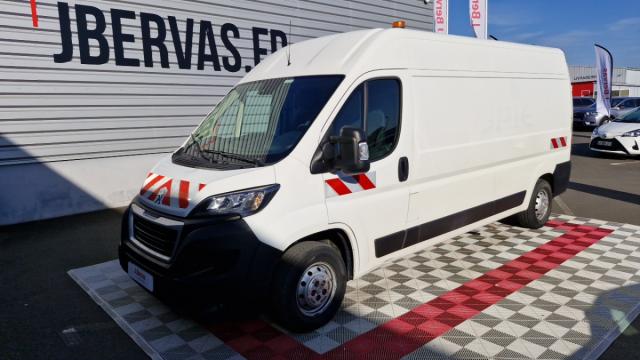 Peugeot Boxer image 1