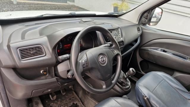 Opel Combo Cargo image 9