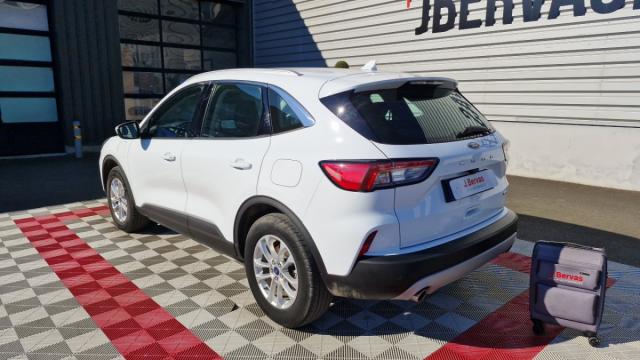 Ford Kuga image 9