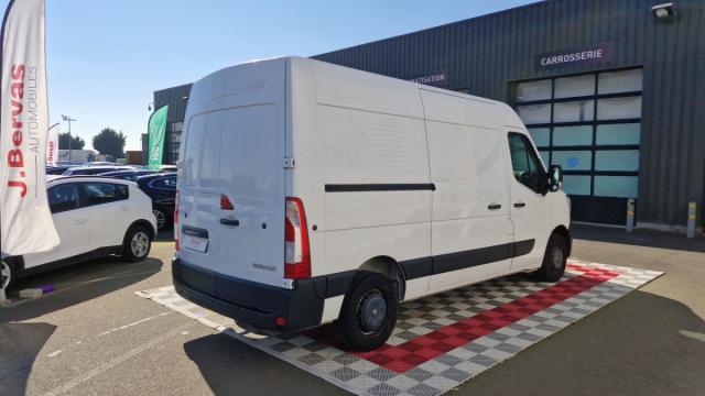 Renault Master image 1