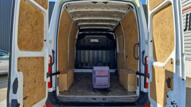 Renault Master image 4
