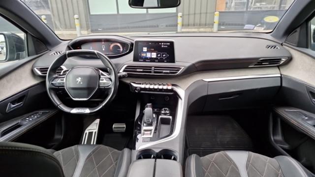 Peugeot 3008 image 1