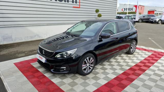 Peugeot 308 image 2