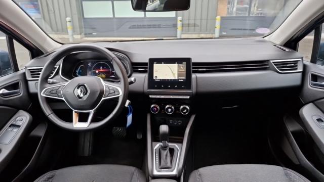 Renault Clio image 8