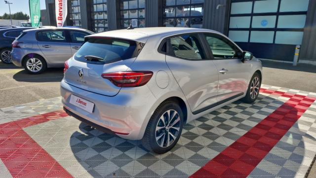 Renault Clio image 2