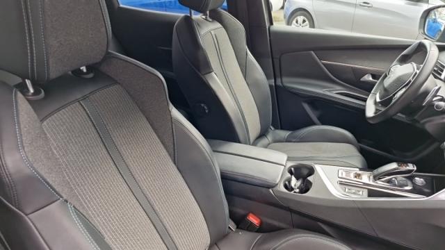 Peugeot 3008 image 5