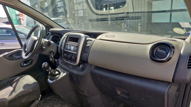Renault Trafic image 3