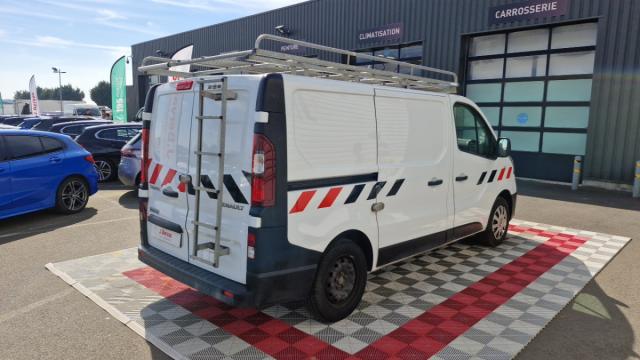 Renault Trafic image 9