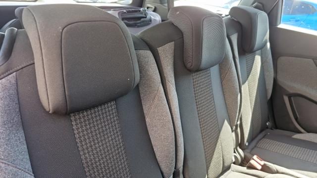 Peugeot 5008 image 8