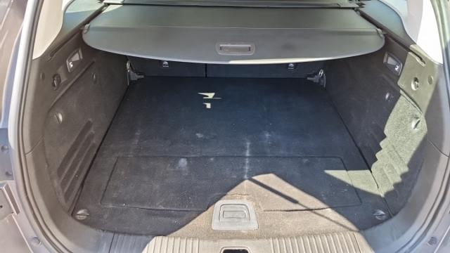 Renault Talisman Estate image 8