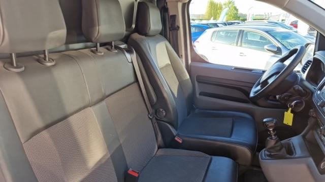 Peugeot Expert image 2