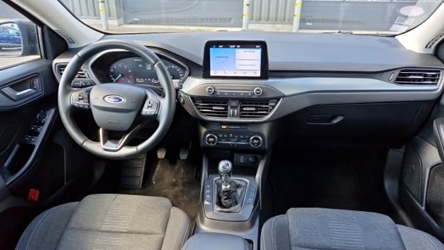 Ford Focus image 8