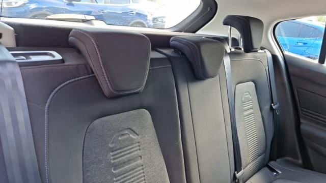 Ford Focus image 6