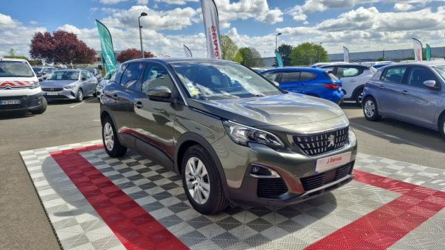Peugeot 3008 image 3