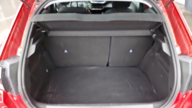 Peugeot 208 image 5