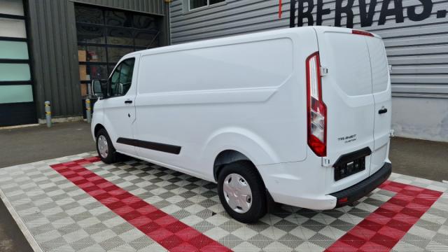 Ford Transit Custom image 6