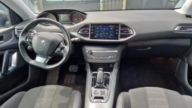 Peugeot 308 image 6
