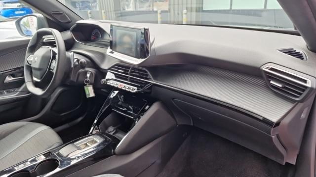 Peugeot 2008 image 9