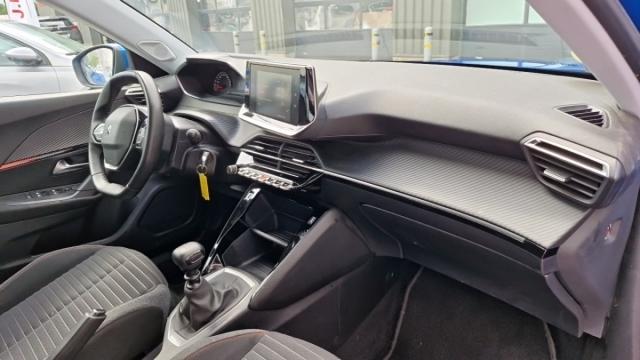 Peugeot 2008 image 4