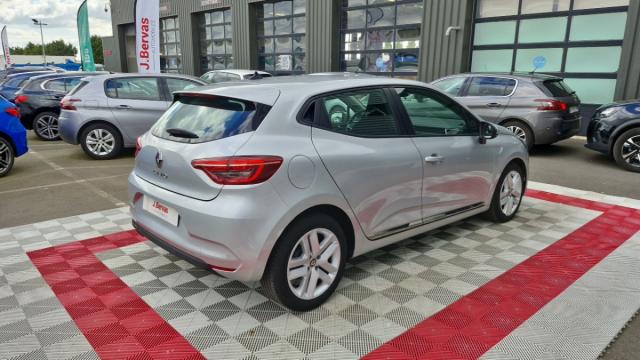 Renault Clio image 2