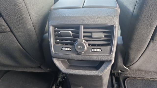Peugeot 3008 image 8