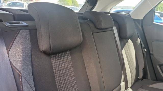Peugeot 3008 image 7