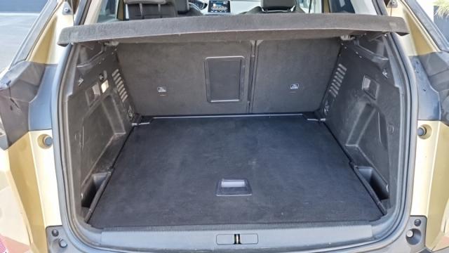 Peugeot 3008 image 2