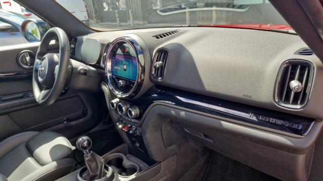 Mini Countryman image 9