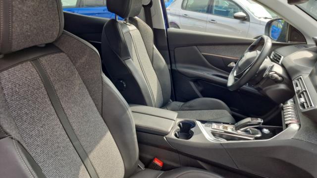 Peugeot 3008 image 6