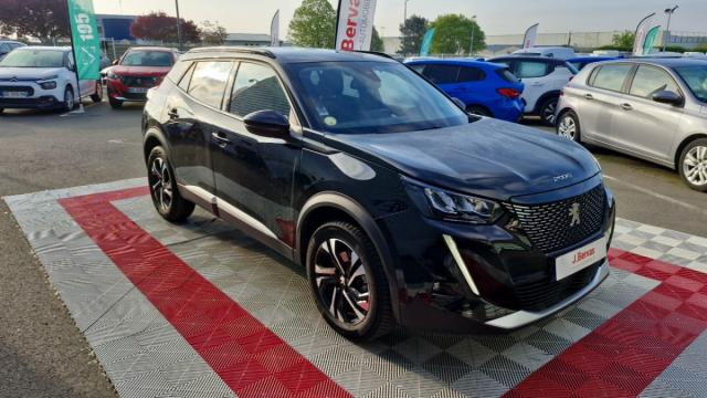 Peugeot 2008 image 2