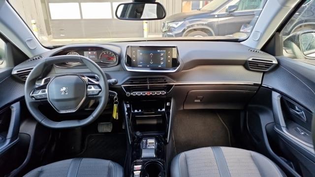 Peugeot 2008 image 4
